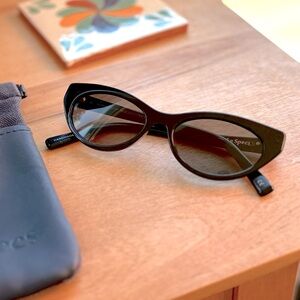 Le Specs bunny hop sunglasses - black - EUC